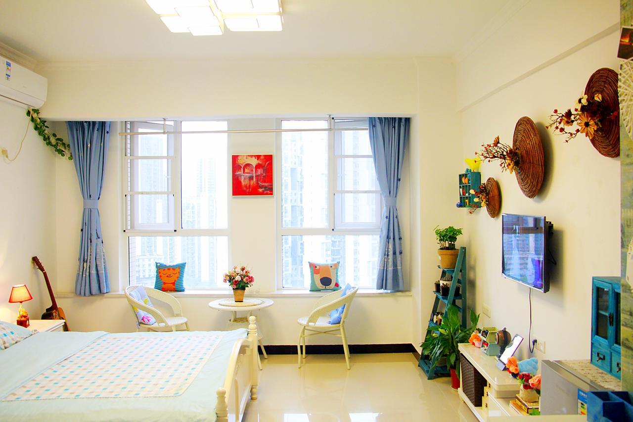 Line 2 Apartment Wuhan Bagian luar foto