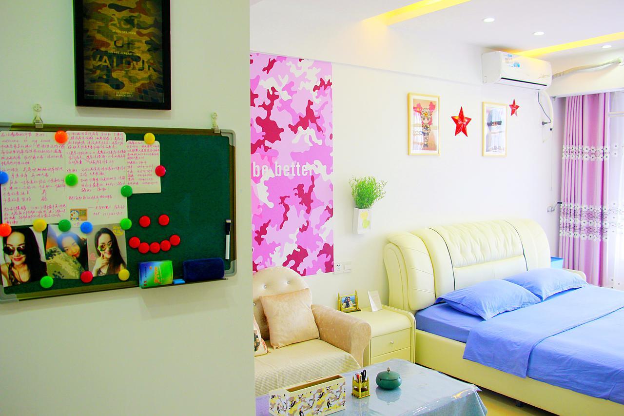 Line 2 Apartment Wuhan Bagian luar foto